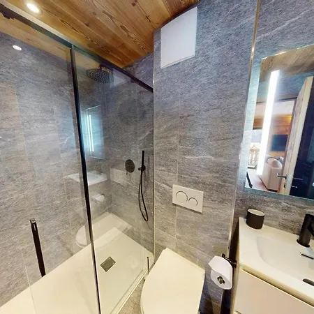 Dents Blanches - Latitude Guest house Champery