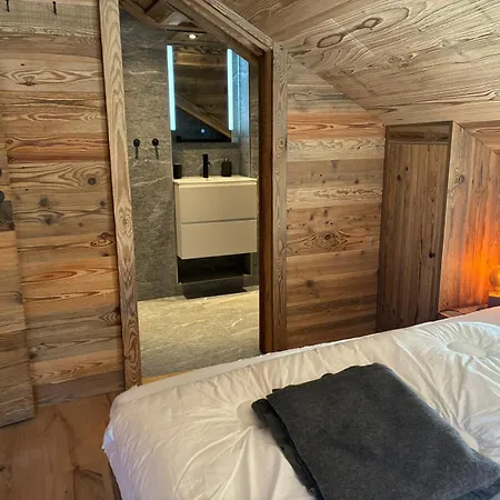 Dents Blanches - Latitude Guest house Champery