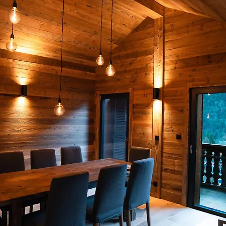 Dents Blanches - Latitude Guest house Champery
